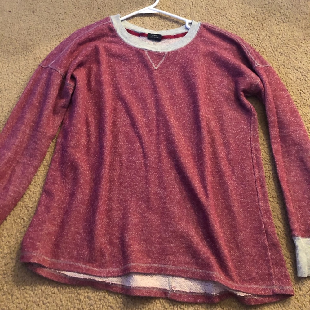 Sweatshirt